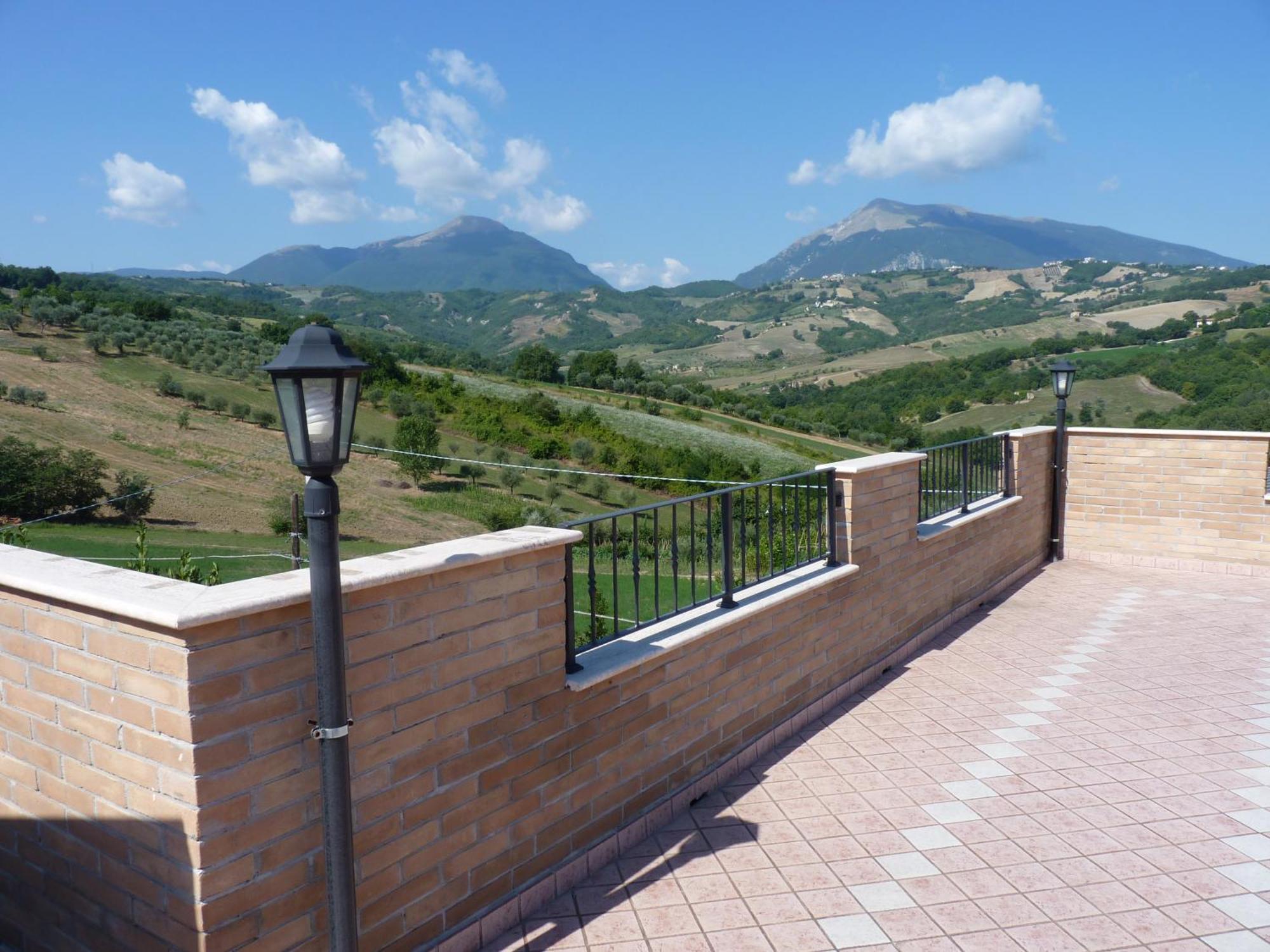 Agriturismo Il Vecchio Carro Campli Kültér fotó